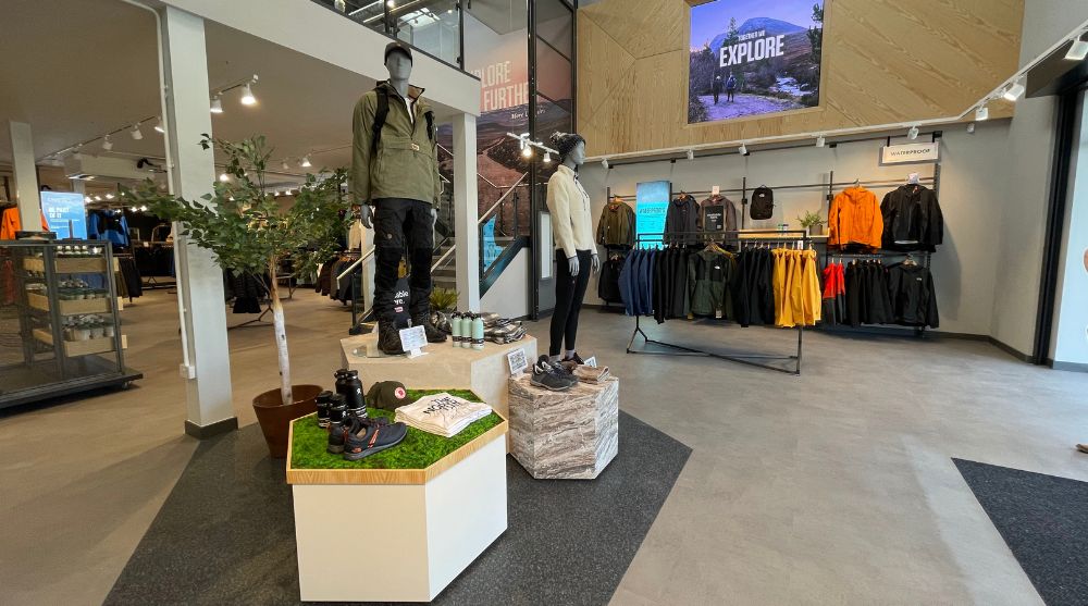 Field Based - Surrey